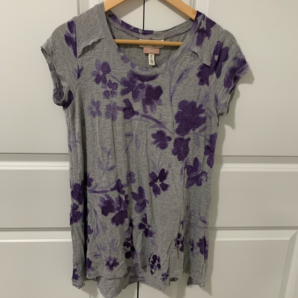 Jessica Simpson Nursing Top